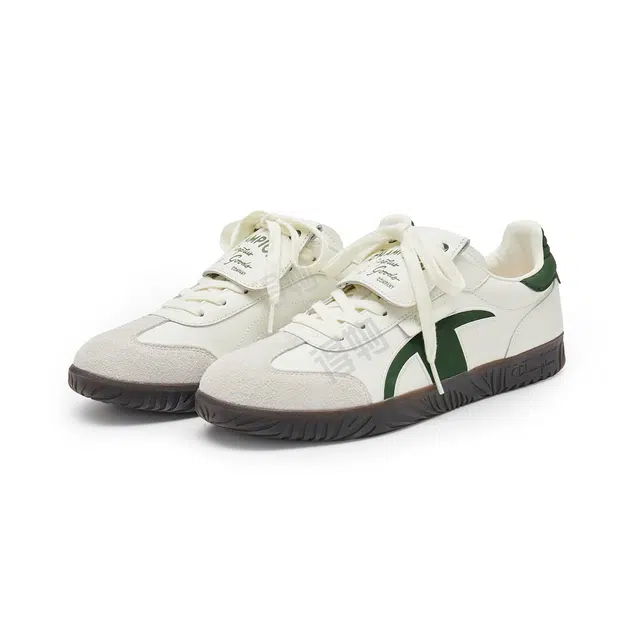 Champion Essentials Champ T-trainer T Logo