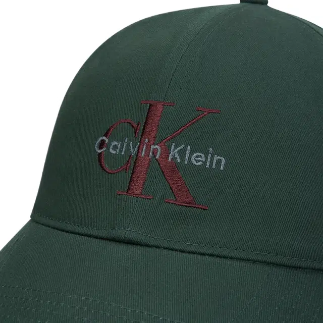 CALVIN KLEIN