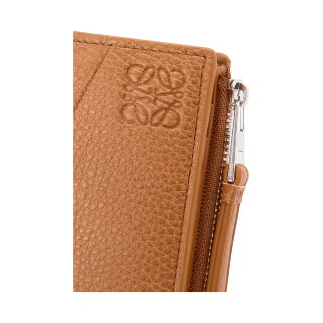 LOEWE Puzzle