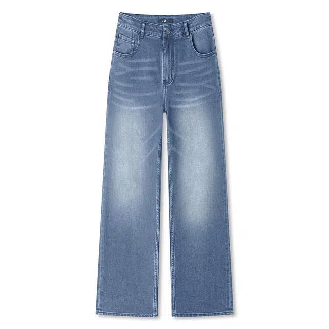 7 FOR ALL MANKIND