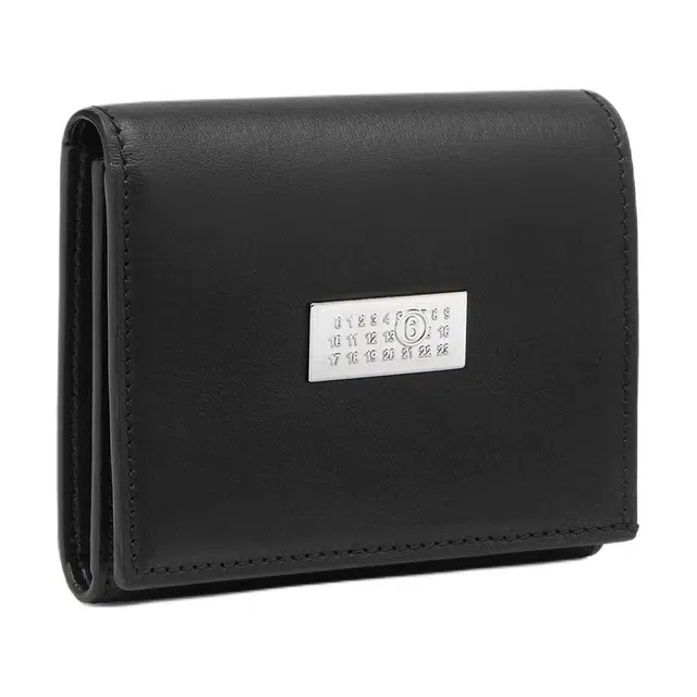 MM6 Maison Margiela Numeric
