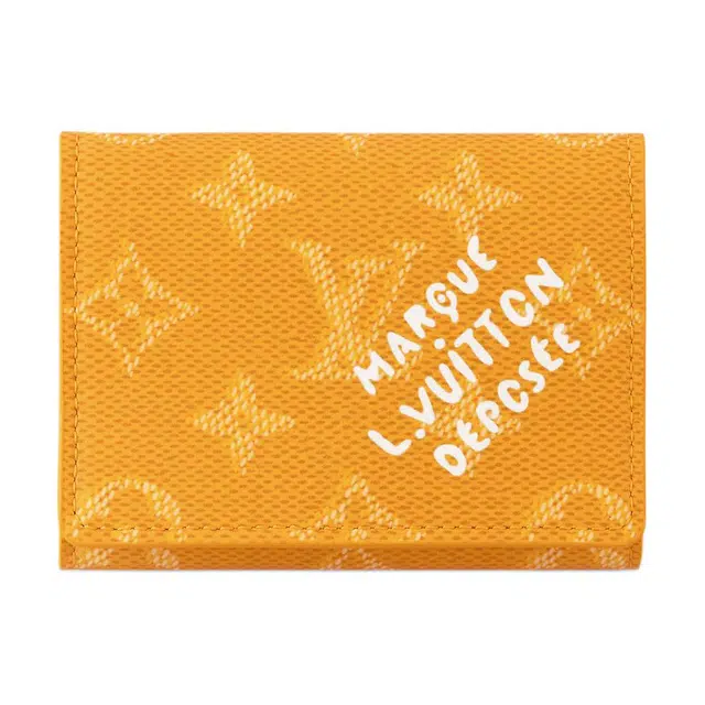 LOUIS VUITTON Envelope Monogram Heritage