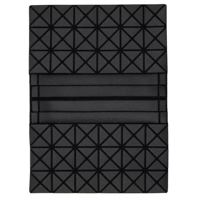 ISSEY MIYAKE