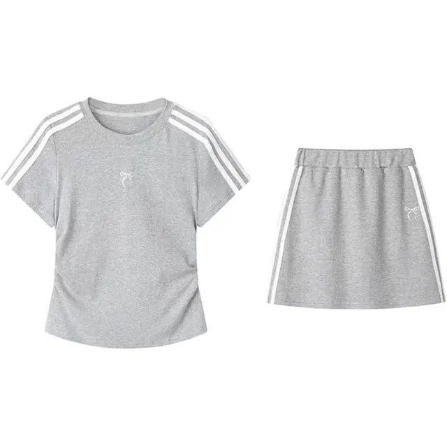 黛尔佳人 纯色合身适中圆领短袖裙装套装 女款