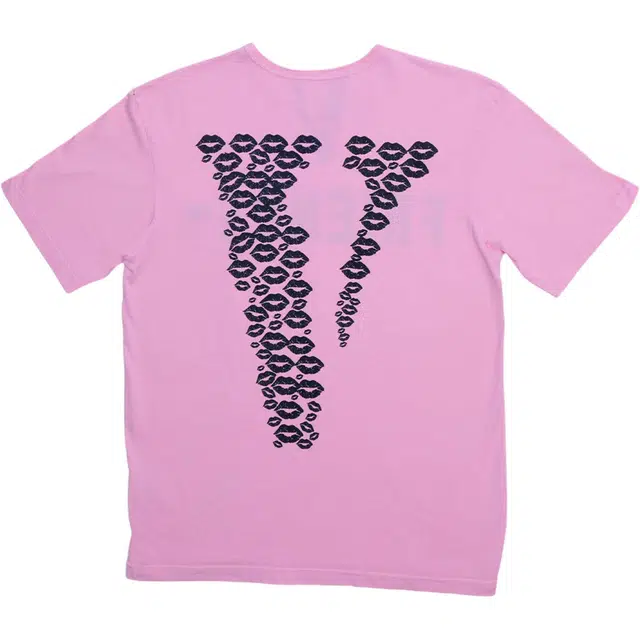 VLONE Friends kiss VLogo T