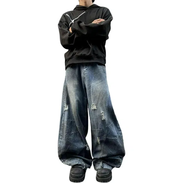 M JEANS STUDIOS 7 vibe