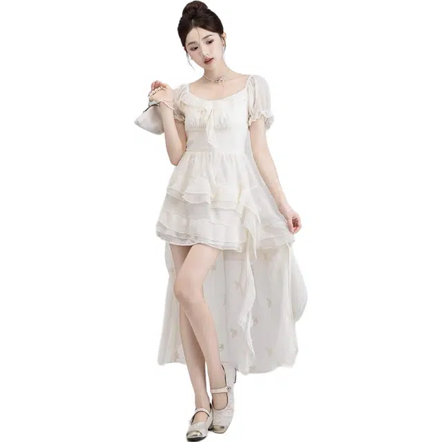 黛尔佳人 法式小众仙女裙子女夏日绝美初恋甜美荷叶边不规则掐腰短袖连衣裙 女款