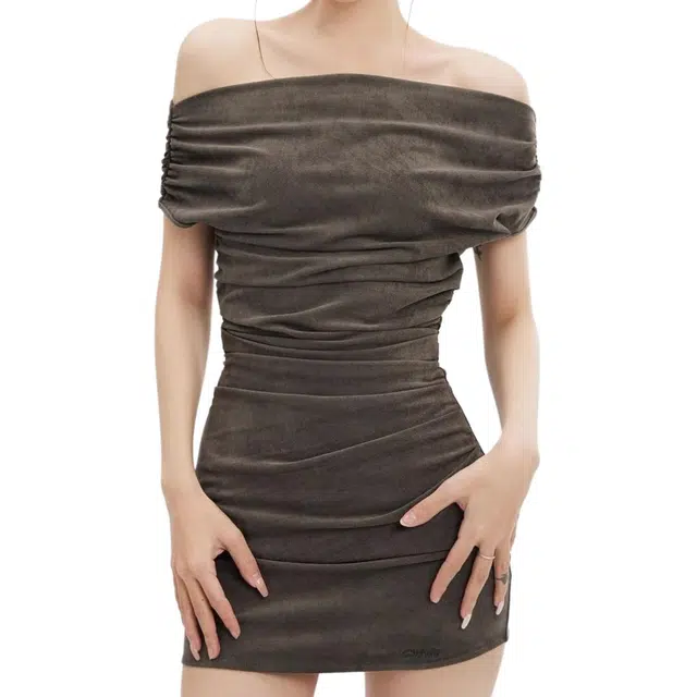 小卷要加油 复古纯欲辣妹斜肩短袖女夏季修身褶皱短裙显瘦收腰包臀裙子无袖连衣裙 女款