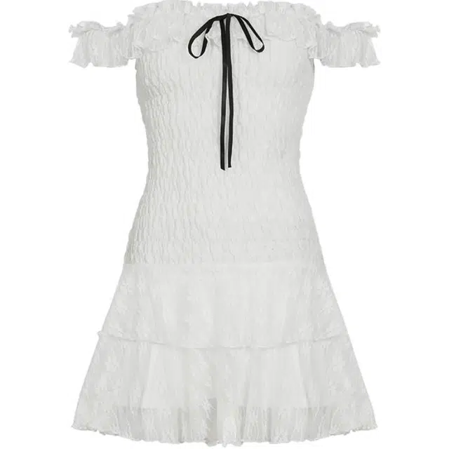 小卷要加油 法式纯欲风褶皱绑带一字肩短裙修身显瘦超仙蛋糕裙短袖连衣裙 女款