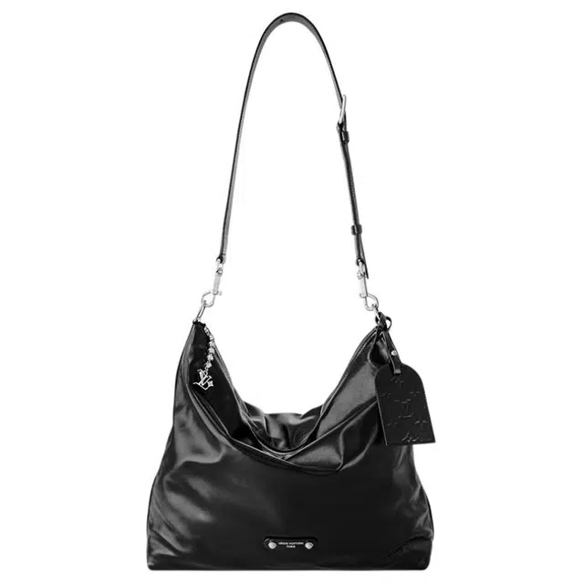 LOUIS VUITTON VAGABOND Hobo