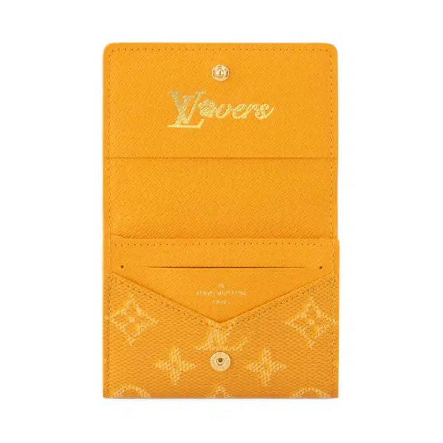 LOUIS VUITTON Envelope Monogram Heritage