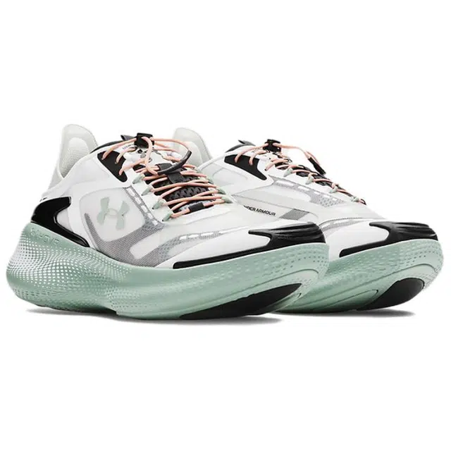 Under Armour Echo