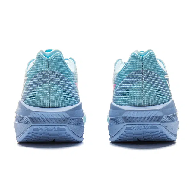 LiNing ULTRALIGHT 2025