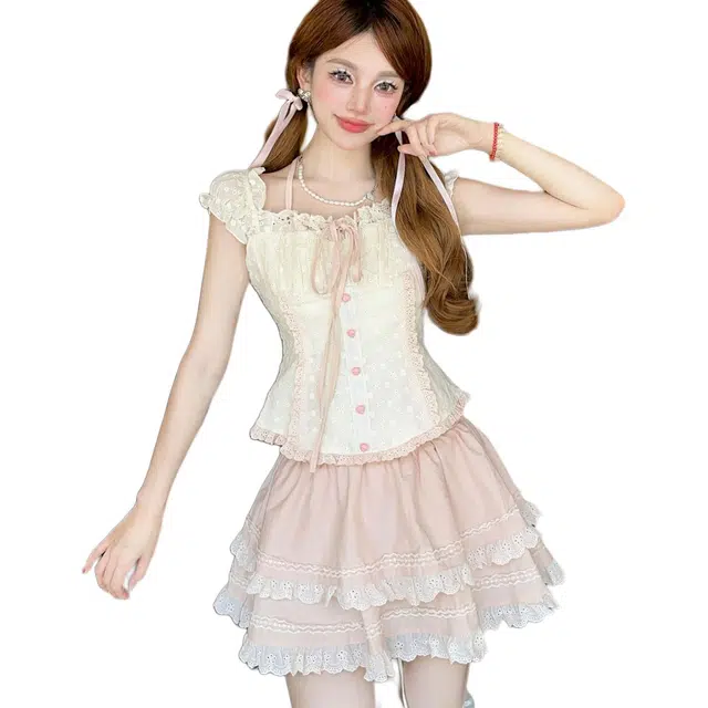 小卷要加油 气质时尚纯欲风甜美修身显瘦上衣蓬蓬短裙两件裙装套装 女款