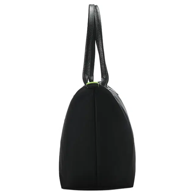 LONGCHAMP Le Pliage Green 28