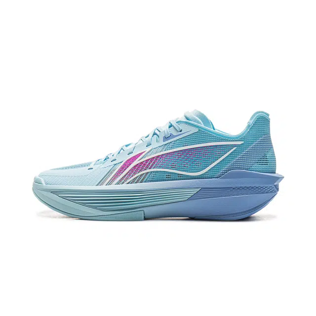 LiNing ULTRALIGHT 2025