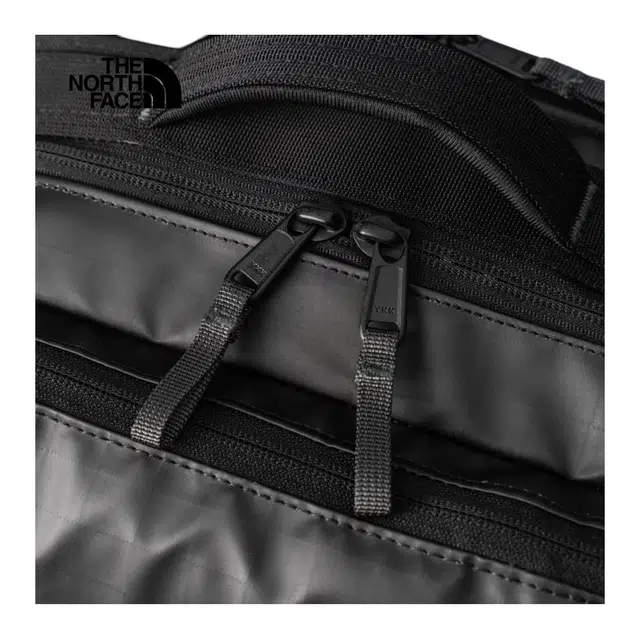 THE NORTH FACE 26L Logo Base Camp