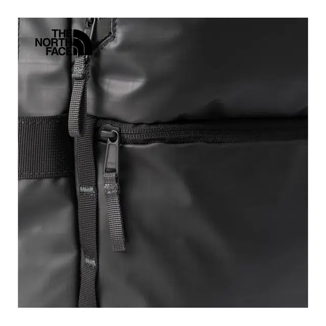 THE NORTH FACE 26L Logo Base Camp