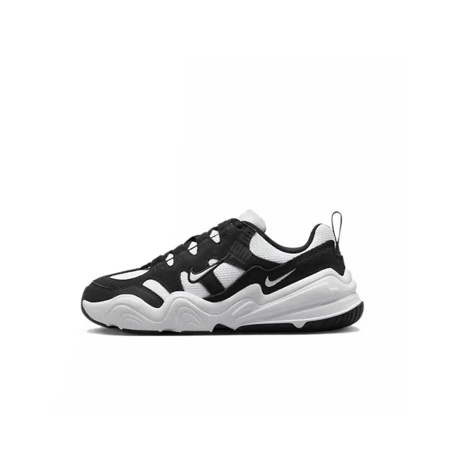 Nike Tech Hera