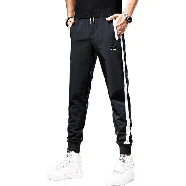 VUAS Slim Fit Jogger Pants