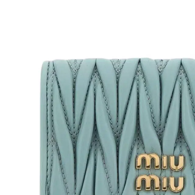 MIU MIU