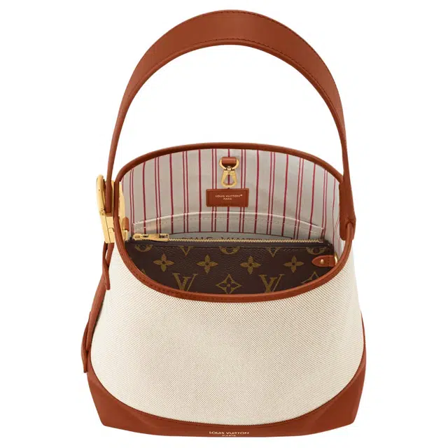 LOUIS VUITTON Low Key Hobo