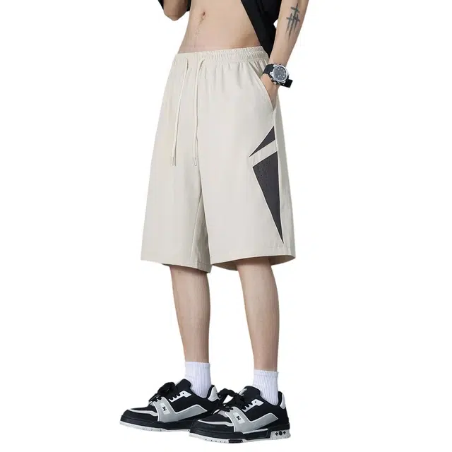 顶峰保罗 冰丝薄款宽松百搭直筒无性别主义侧边条纹运动健身五分中裤弹力潮牌显高垂顺外穿痞帅休闲短裤 男女同款