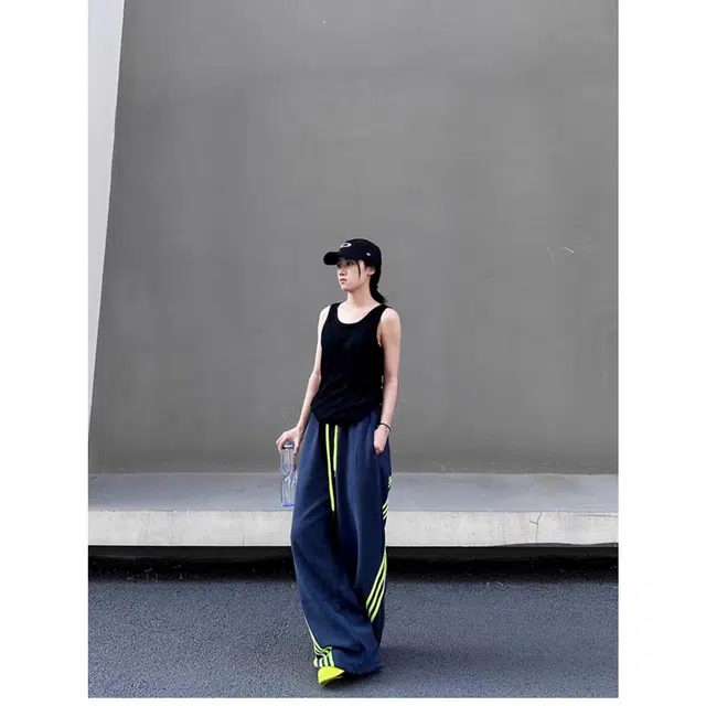 拓菲 美式复古设计感三条杠卫裤街头风运动宽松百搭休闲裤潮流长裤 男女同款