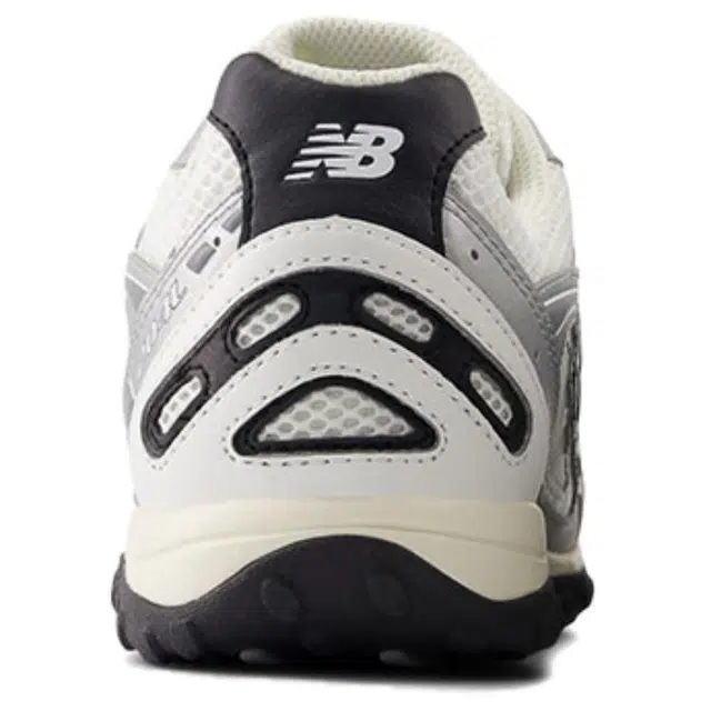 New Balance 204L White Silver