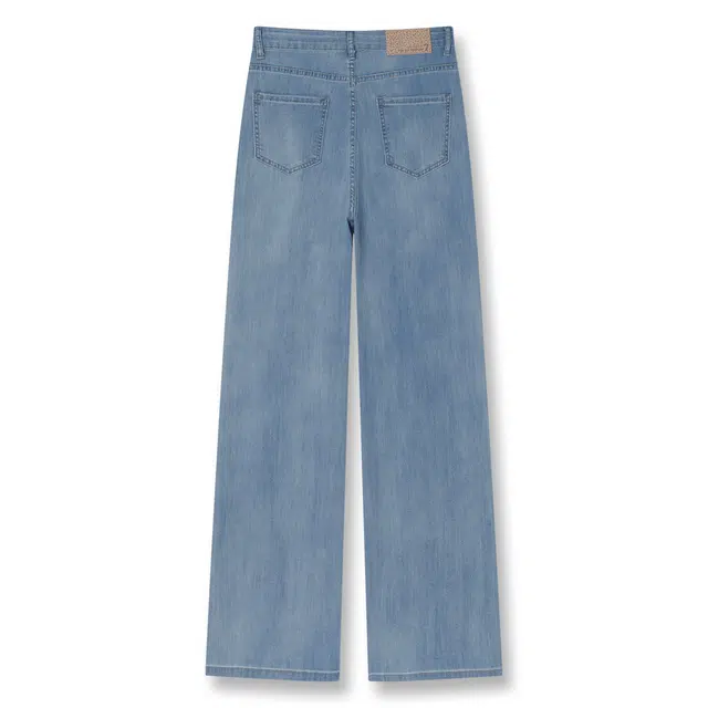 7 FOR ALL MANKIND