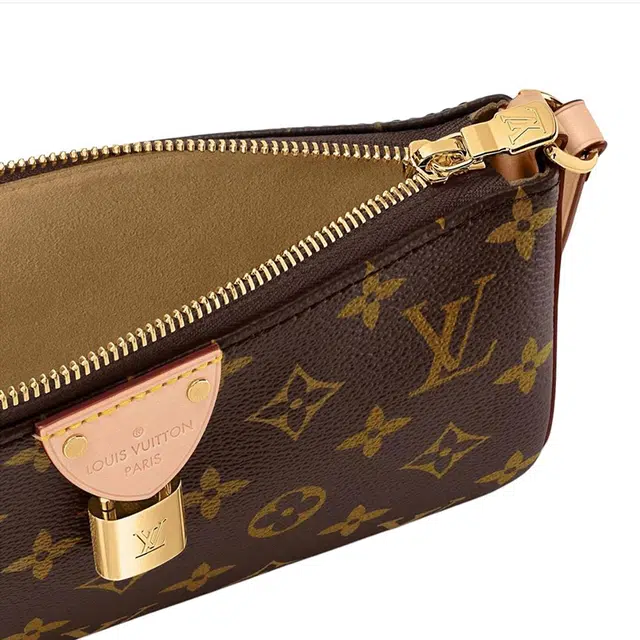 LOUIS VUITTON Pochette Tirette
