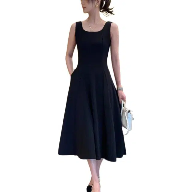 黛尔佳人 赫本风气质方领无袖吊带连衣裙 女款