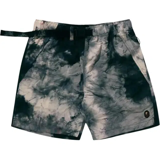 A BATHING APE Logo