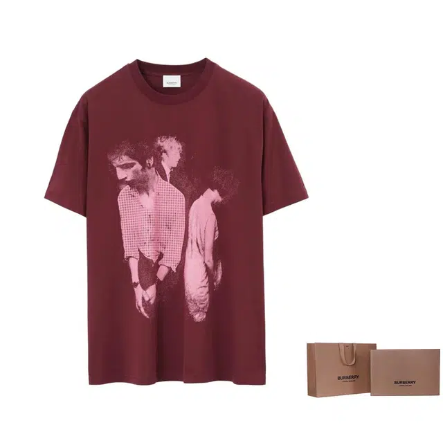Burberry SS23 T