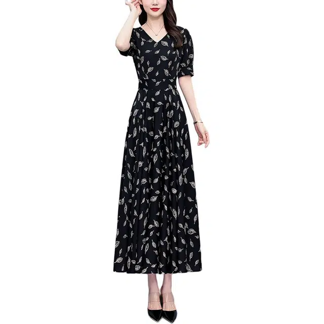 PIERRE CARDIN V