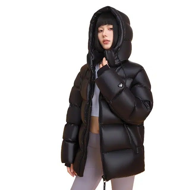 美力城 中长款轻暖透气无缝锁温极地防寒羽绒服 女款 锰⽯⿊
