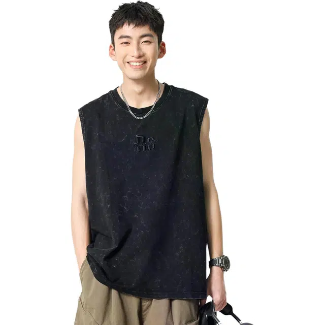 米素力 复古水洗做旧英文圆领背心 男款
