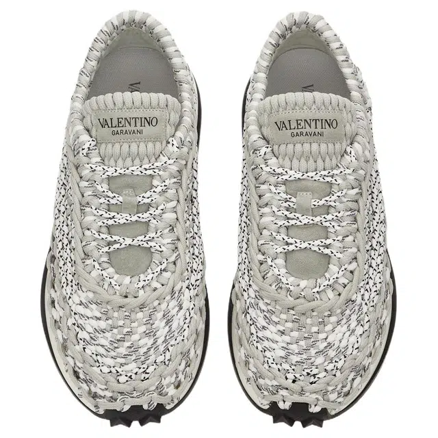 Valentino Crochet