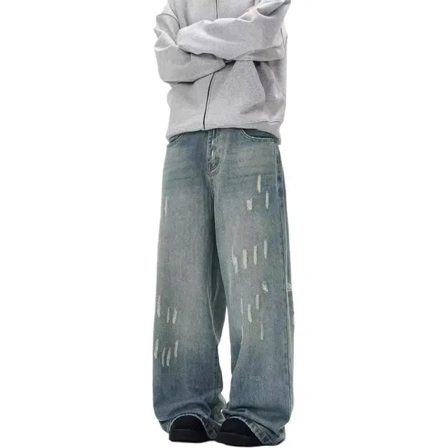 M JEANS STUDIOS 7