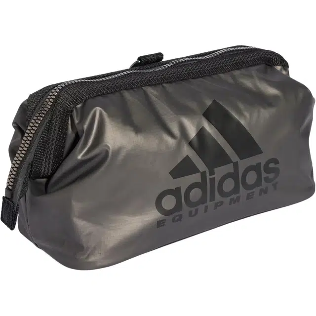 adidas EQT 6.2L Logo