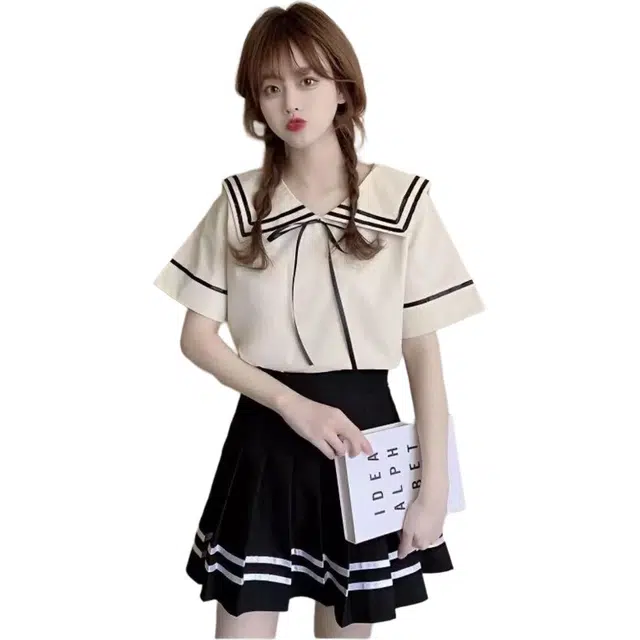 木清清 简约舒适短袖衬衫高腰短款百褶裙裙装套装 女款