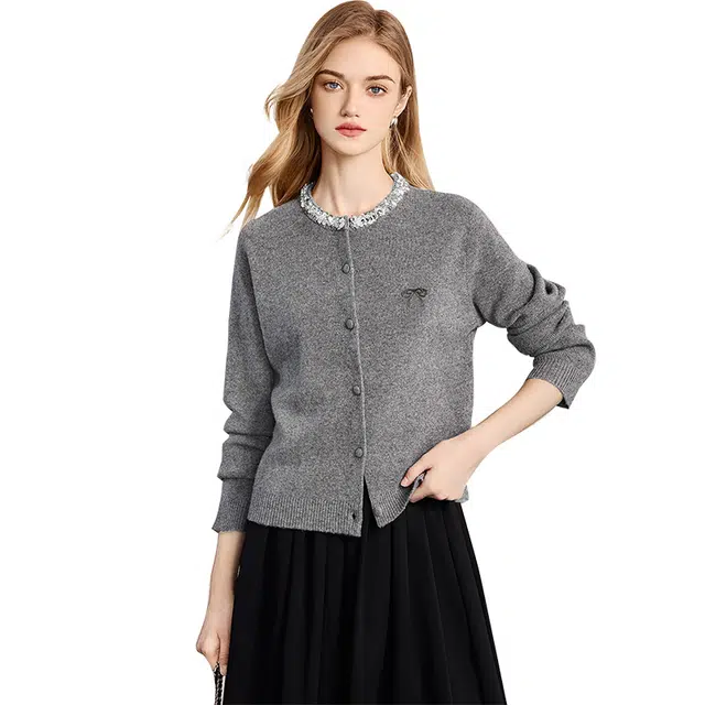 她池 优雅时尚亮片圆领正肩修身开衫长袖毛衣 女款 灰色