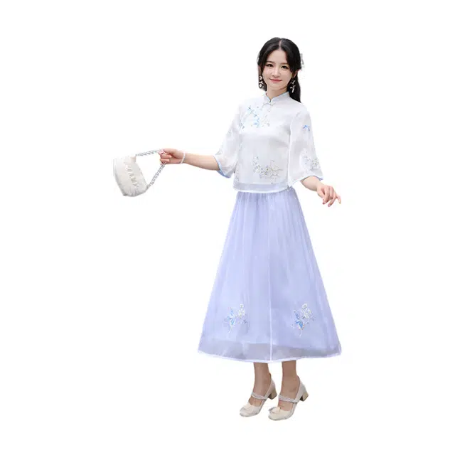 荟萃阁 提花刺绣修身小衫设计感七分袖上衣半身裙裙装套装 女款