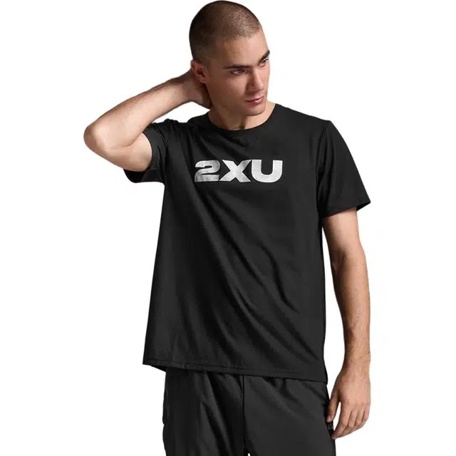 2XU Contender T