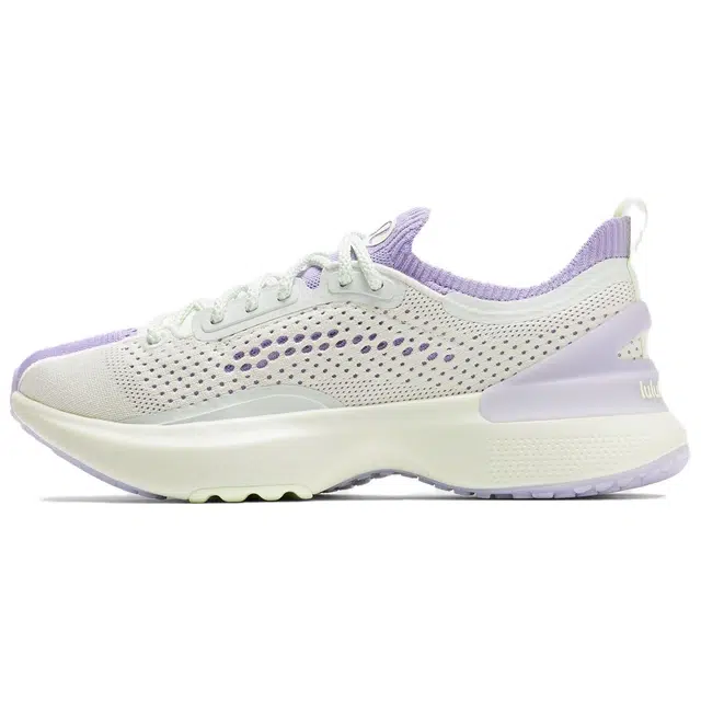 lululemon Chargefeel 3