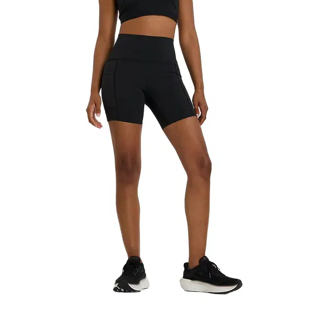New Balance Sleek Pocket