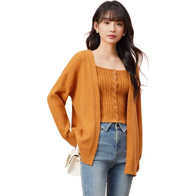 爱依服 甜美辣妹法式气质百搭两件套休闲套装 女款