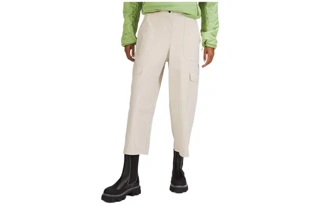 lululemon Light Utilitech Logo23"