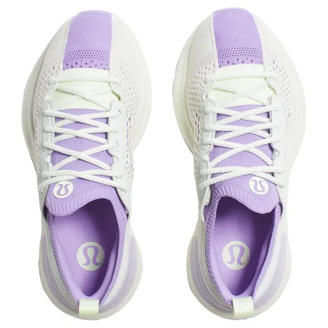 lululemon Chargefeel 3