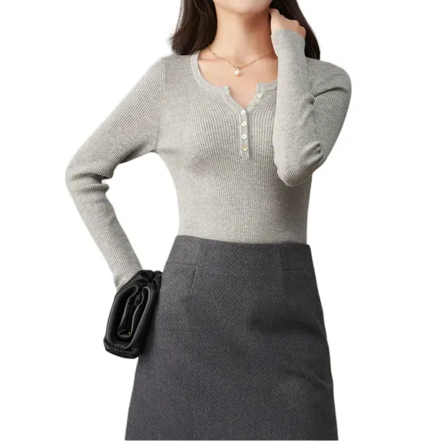 娅丽达 纯色圆领修身针织衫 女款